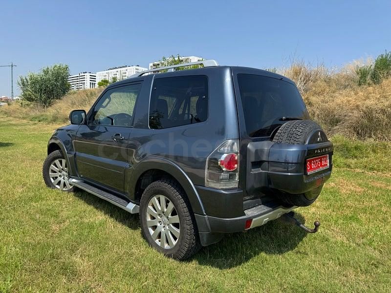 Usado Mitsubishi Montero 170 CV (125 kW) 2009 Gris / plata SUV