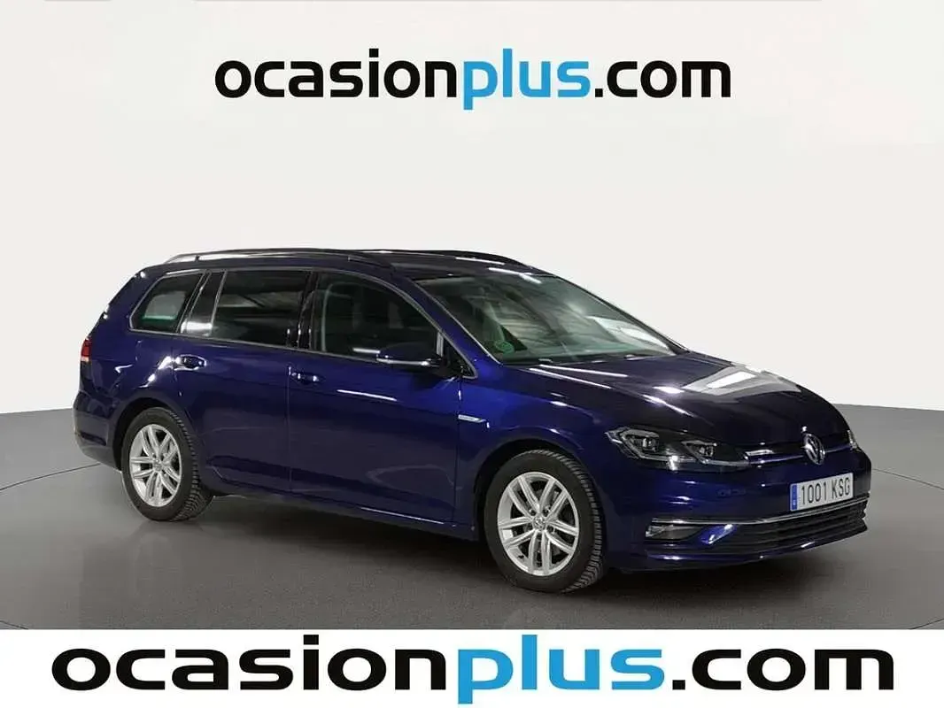 Usado VW Golf VII Advance 131 CV (96 kW) 2018 Azul Familiar