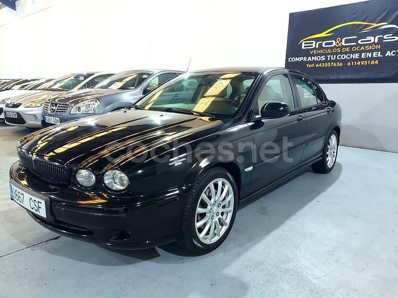 Negro Usado 2004 Jaguar X-type Executive Berlina | 3200 € (Precio justo) - Imagen 1/4