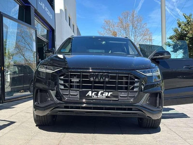 Usado Audi Q8 S-Line 381 CV (280 kW) 2023 Negro SUV