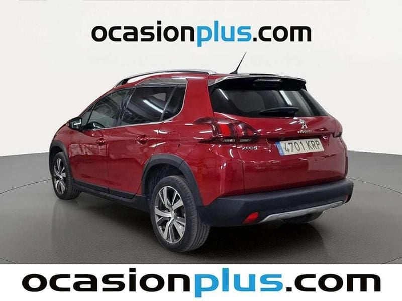 Usado Peugeot 2008 Allure 120 CV (88 kW) 2018 Rojo SUV