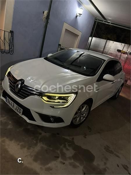 Usado Renault Mégane GT Line GT-Line 130 CV (95 kW) 2017 Blanco Berlina