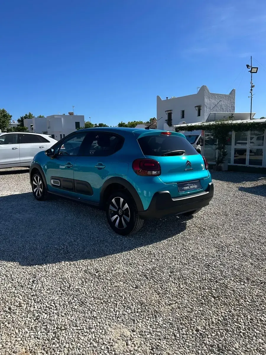 Usado Citroën C3 Shine 102 CV (75 kW) 2023 Azul Utilitario