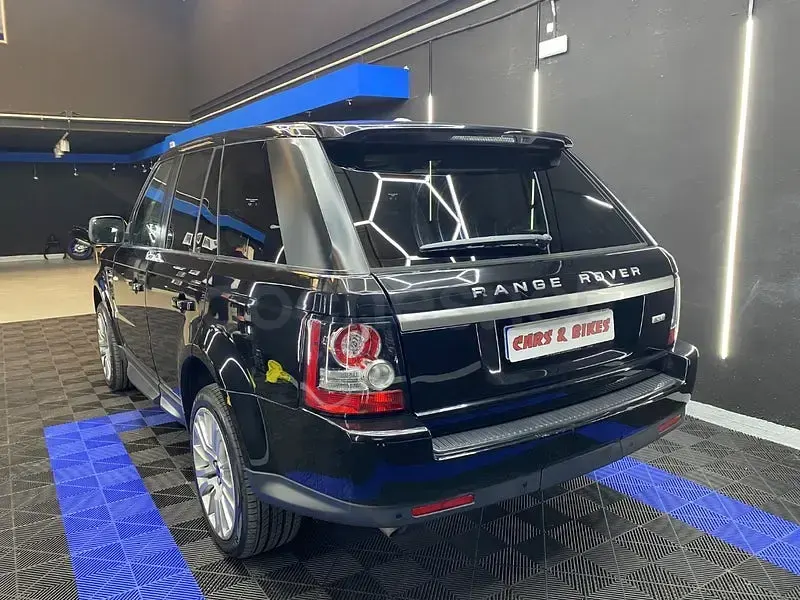 Usado Land Rover Range Rover HSE 256 CV (188 kW) 2013 Negro SUV