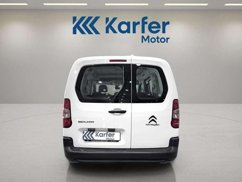 Usado Citroën Berlingo Feel 102 CV (75 kW) 2020 Blanco Monovolumen
