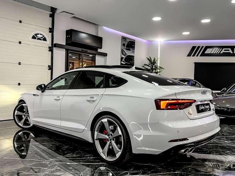 Usado Audi A5 Sportback Ambiente 286 CV (210 kW) 2020 Blanco Utilitario
