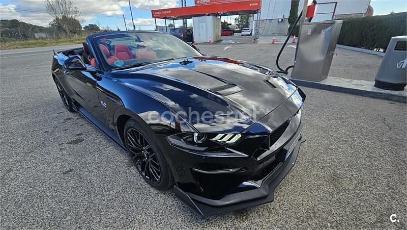 Usado Ford Mustang GT 450 CV (330 kW) 2021 Negro Descapotable