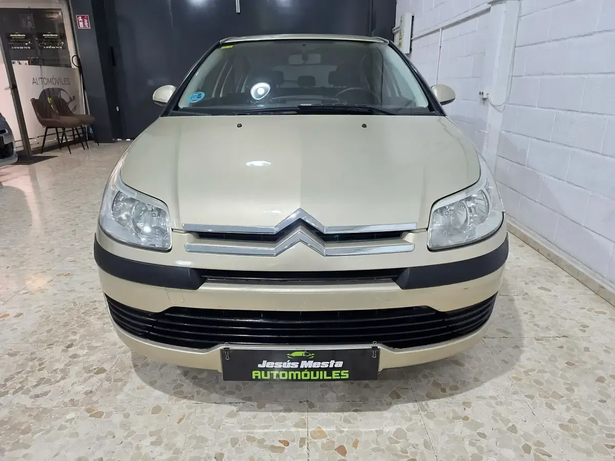 Usado Citroën C4 90 CV (66 kW) 2006 Beige Utilitario
