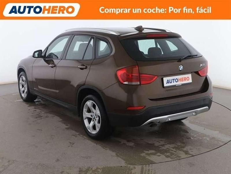 Usado BMW X1 Comfort Edition 143 CV (105 kW) 2014 Marrón SUV