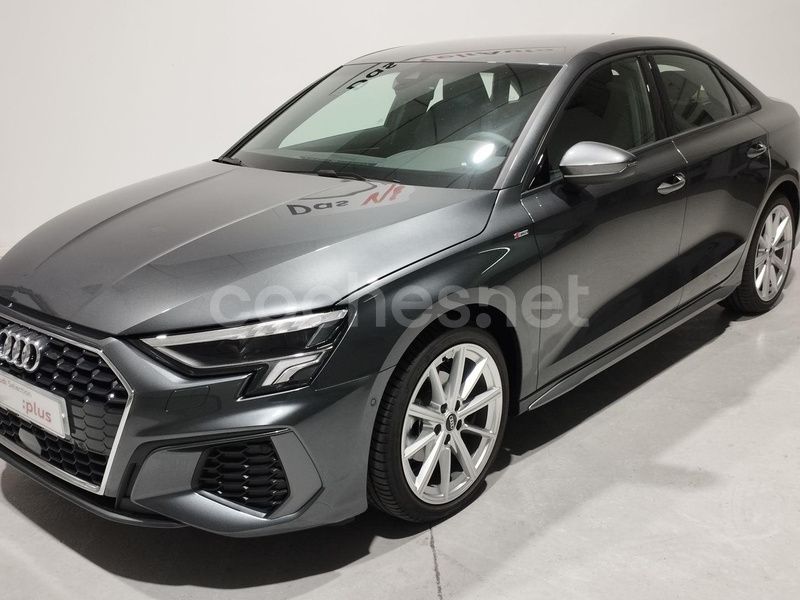 Gris / plata Usado 2022 Audi A3 e-tron S-Line Utilitario | 30.300 € (Caro) - Imagen 1/4