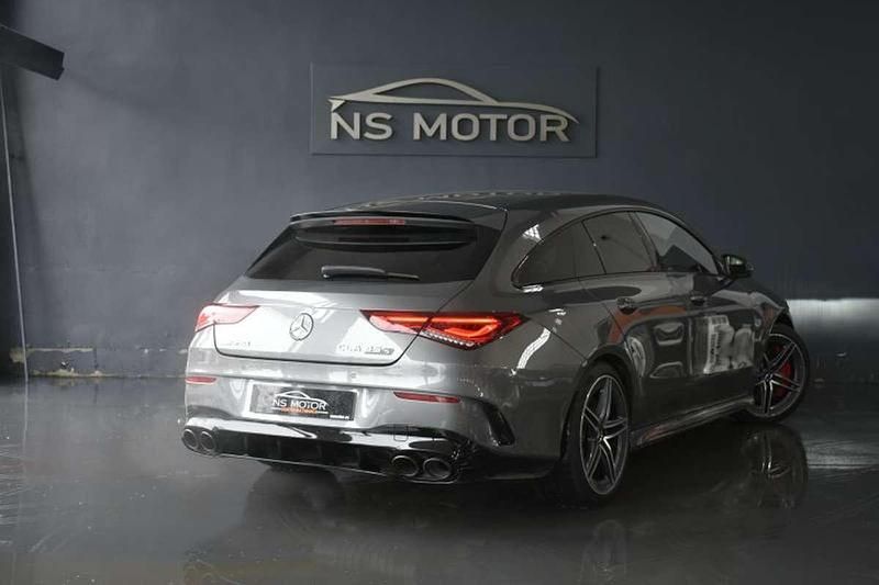 Usado Mercedes CLA45 AMG Shooting Brake AMG 421 CV (309 kW) 2020 Gris Familiar