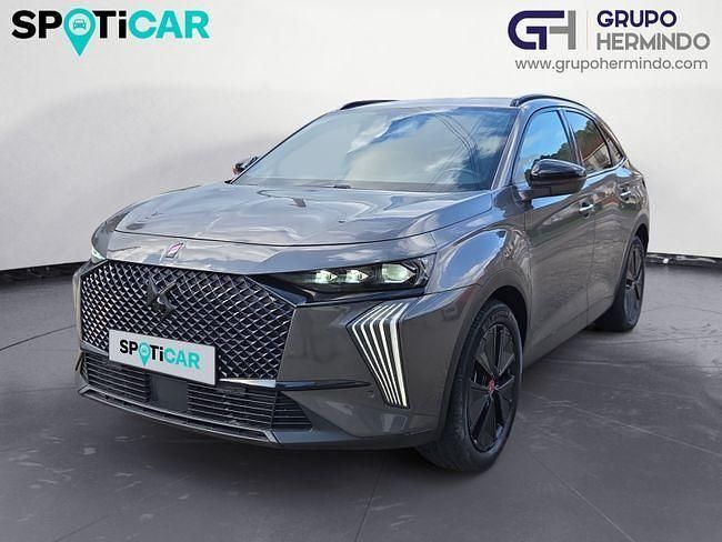 Usado DS Automobiles DS7 Crossback Performance Line Plus 300 CV (220 kW) 2023 Gris SUV