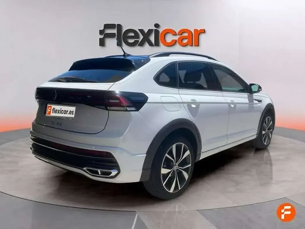 Usado VW Taigo R-line 110 CV (80 kW) 2022 Blanco SUV