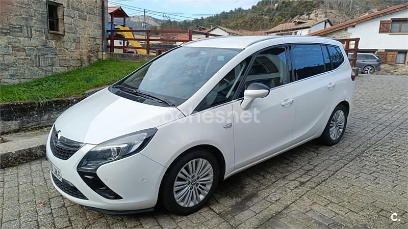 Usado Opel Zafira Tourer Selective 136 CV (100 kW) 2015 Blanco Monovolumen