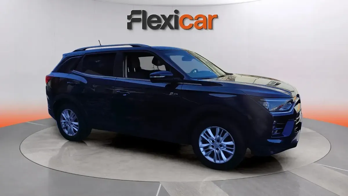 Usado SsangYong Korando Limited 149 CV (109 kW) 2022 Azul