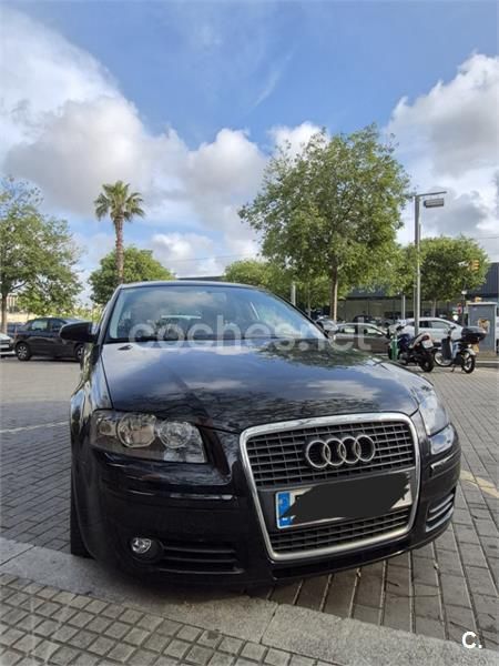 Negro Usado 2005 Audi A3 Attraction Berlina | 5200 € (Precio justo) - Imagen 1/4