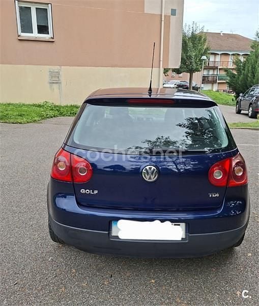 Usado VW Golf V Highline 105 CV (77 kW) 2007 Azul Berlina
