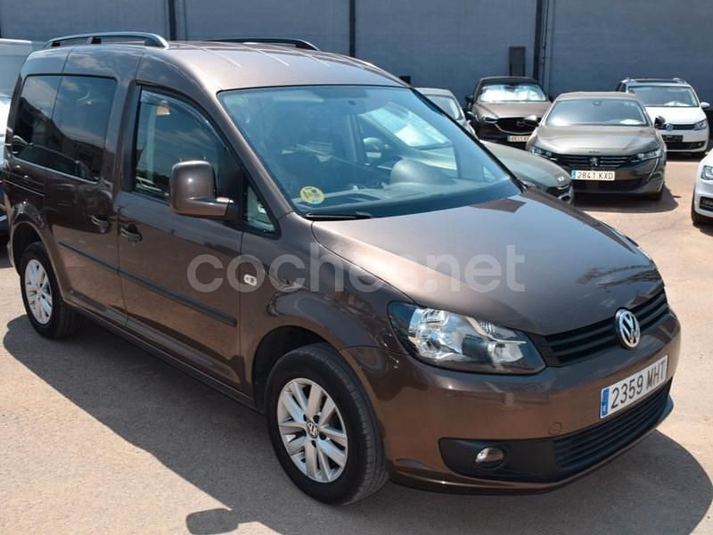 Usado VW Caddy Comfortline 102 CV (75 kW) 2011 Marrón Monovolumen