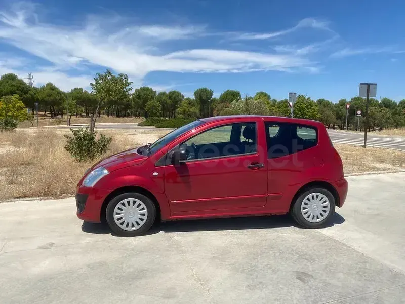 Usado Citroën C2 61 CV (44 kW) 2008 Granate Utilitario