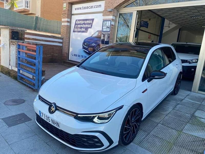 Usado VW Golf VIII GTI 245 CV (180 kW) 2023 Blanco Utilitario