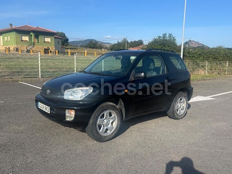 Negro Usado 2002 Toyota RAV4 Luna SUV | 6499 € (Precio justo) - Imagen 1/4