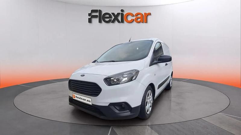 Usado Ford Transit Trend 100 CV (73 kW) 2017 Blanco Familiar