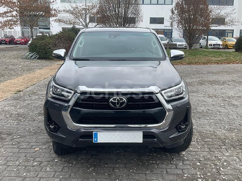 Usado Toyota HiLux 204 CV (150 kW) 2022 Gris / plata Recogida
