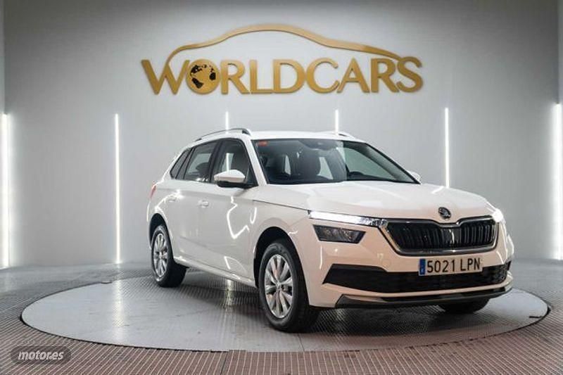 Usado Skoda Kamiq Ambition 110 CV (80 kW) 2021 Blanco SUV