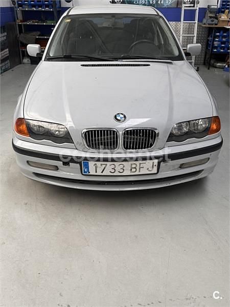 Gris / plata Usado 2001 BMW 320 Berlina | 2200 € (Precio justo) - Imagen 1/2