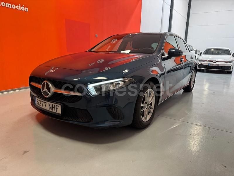 Verde Usado 2020 Mercedes A200 Berlina | 25.950 € (Buen precio) - Imagen 1/4