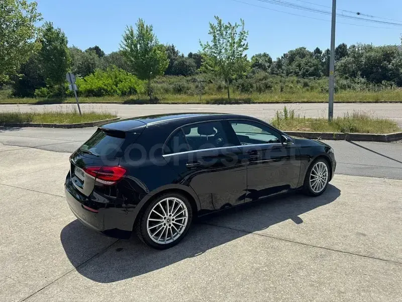 Usado Mercedes A200 163 CV (119 kW) 2018 Negro Berlina