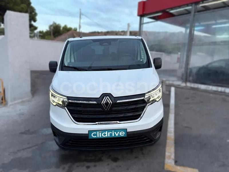 Usado Renault Trafic 150 CV (110 kW) 2025 Blanco Monovolumen