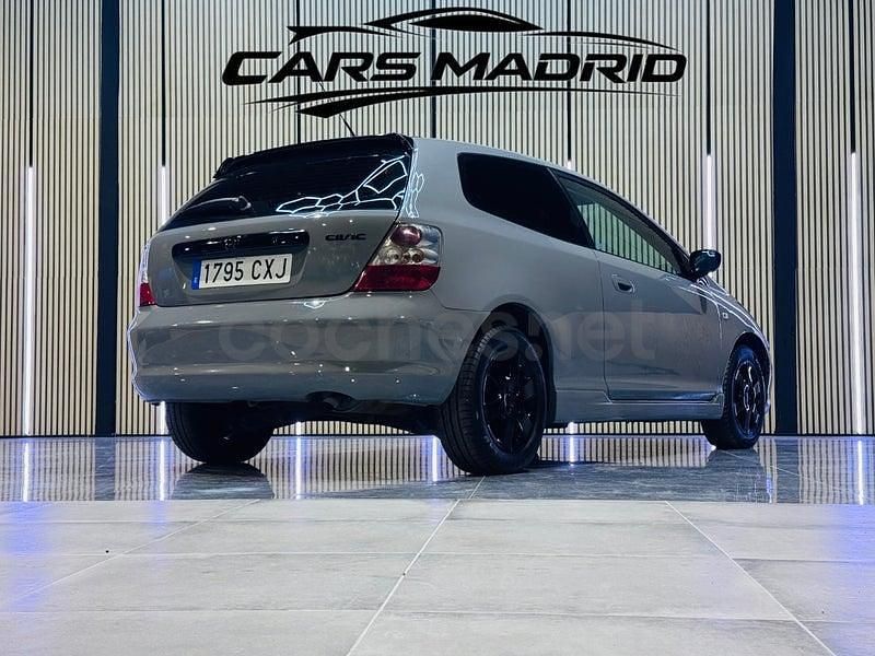 Usado Honda Civic ES 110 CV (80 kW) 2004 Gris / plata Berlina