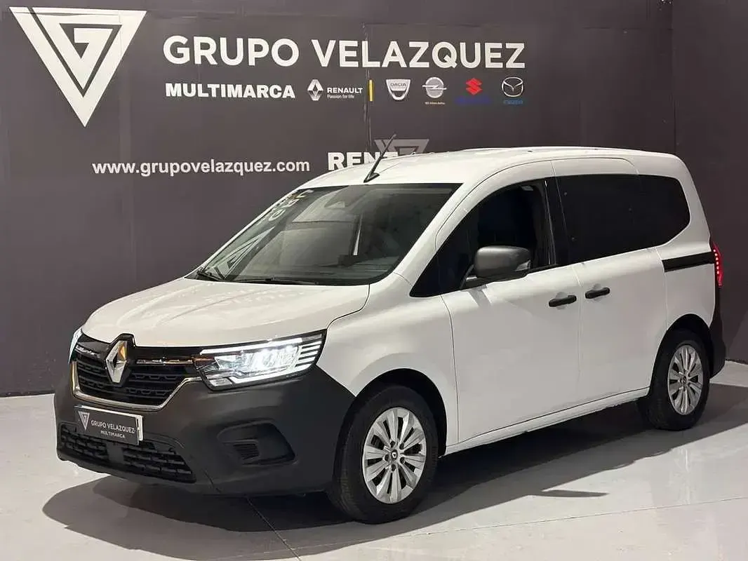 Usado Renault Kangoo 68 CV (50 kW) 2023 Blanco Monovolumen