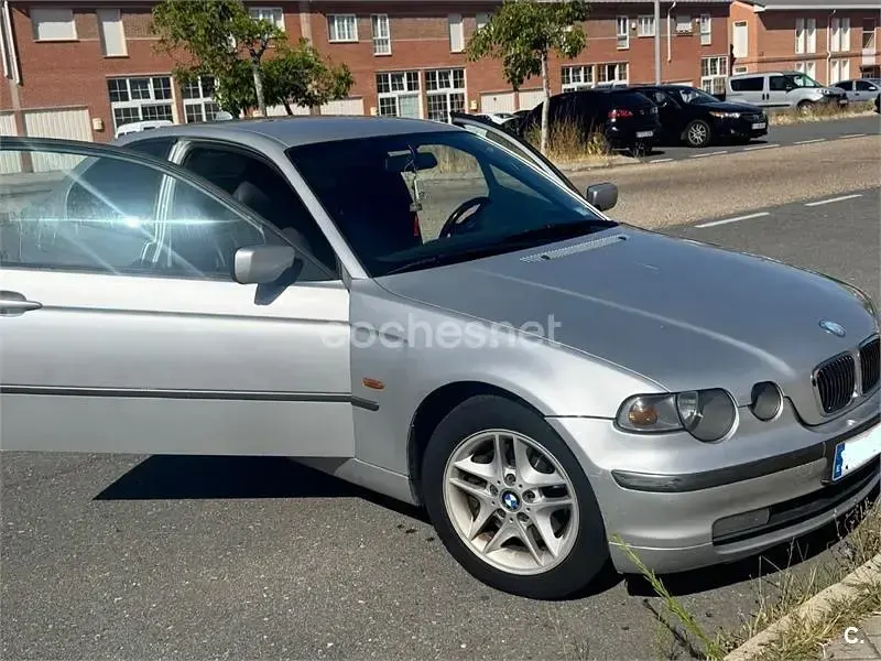 Usado BMW 325 192 CV (141 kW) 2001 Gris / plata Berlina