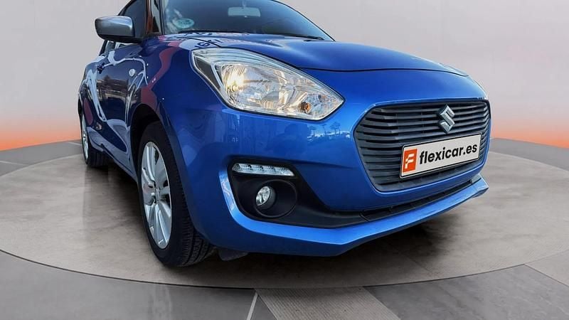 Usado Suzuki Swift GL 94 CV (69 kW) 2017 Azul Utilitario