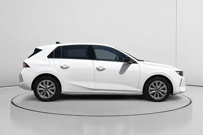 Usado Opel Astra Edition 130 CV (95 kW) 2023 Utilitario