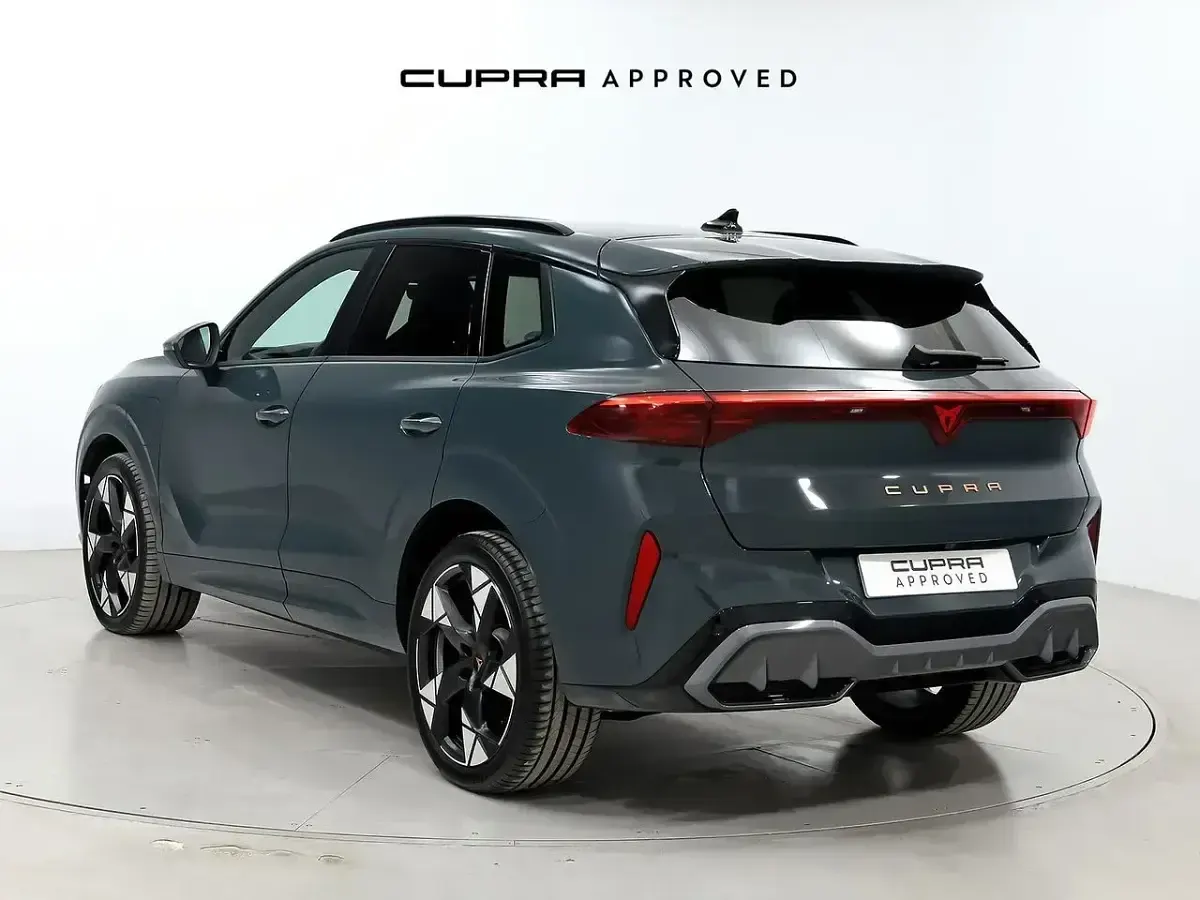 Usado Cupra Terramar 204 CV (150 kW) 2025 Azul SUV