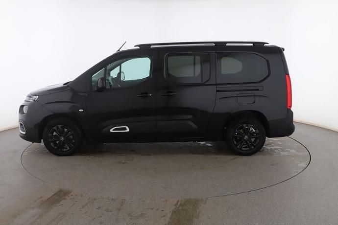 Usado Citroën Berlingo Feel 131 CV (96 kW) 2022 Monovolumen