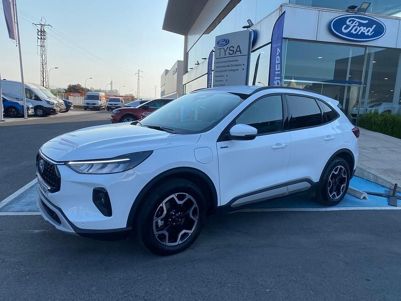 Usado Ford Kuga Active 243 CV (178 kW) 2024 Blanco SUV