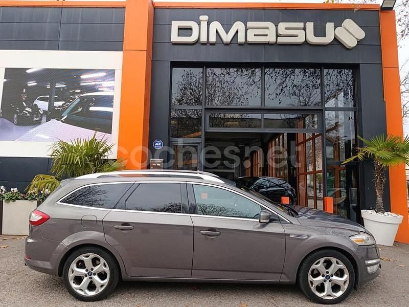 Gris / plata Usado 2013 Ford Mondeo Titanium Familiar | 4490 € - Imagen 1/4