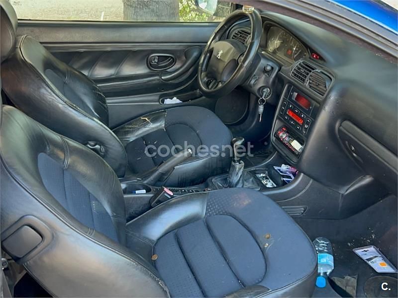 Occasion Peugeot 406 Coupe 138 ch (101 kW) 2001 Bleue Coupé