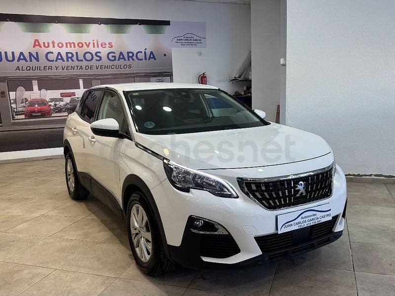 Usado Peugeot 3008 Active 130 CV (95 kW) 2018 Blanco SUV