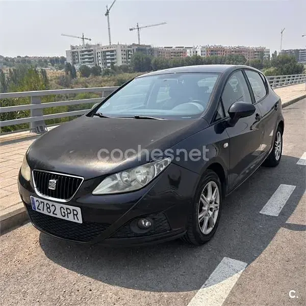 Usado Seat Ibiza Reference 90 CV (66 kW) 2009 Negro Berlina