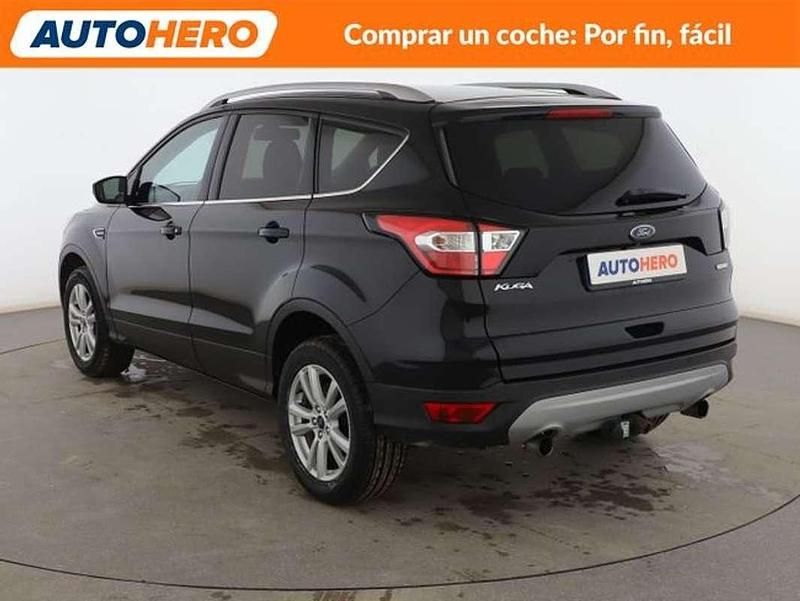 Usado Ford Kuga Trend 150 CV (110 kW) 2018 Negro SUV