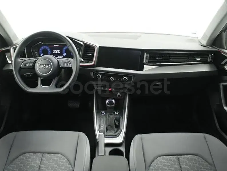Usado Audi A1 Sportback Black Edition 116 CV (85 kW) 2025 Negro Utilitario