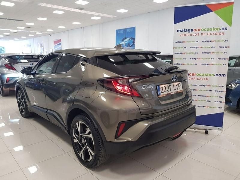 Usado Toyota C-HR Advance 122 CV (89 kW) 2022 Marrón SUV