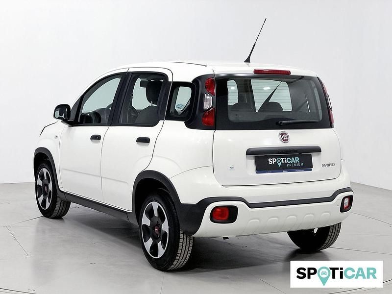 Usado Fiat Panda Cross Cross 70 CV (51 kW) 2023 Blanco Utilitario