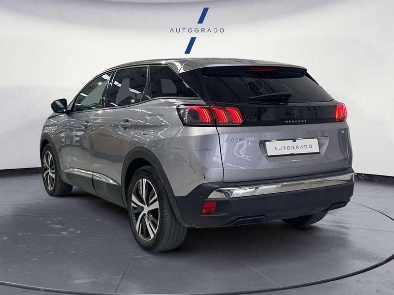 Usado Peugeot 3008 Allure 179 CV (131 kW) 2023 Negro SUV