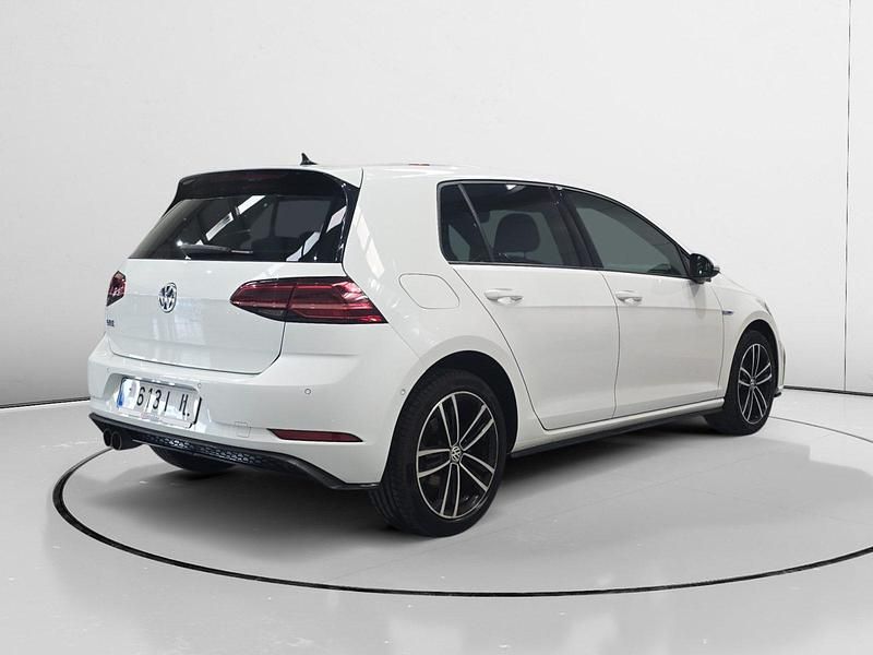 Używany VW Golf VII GTE 204 KM (150 kW) 2020